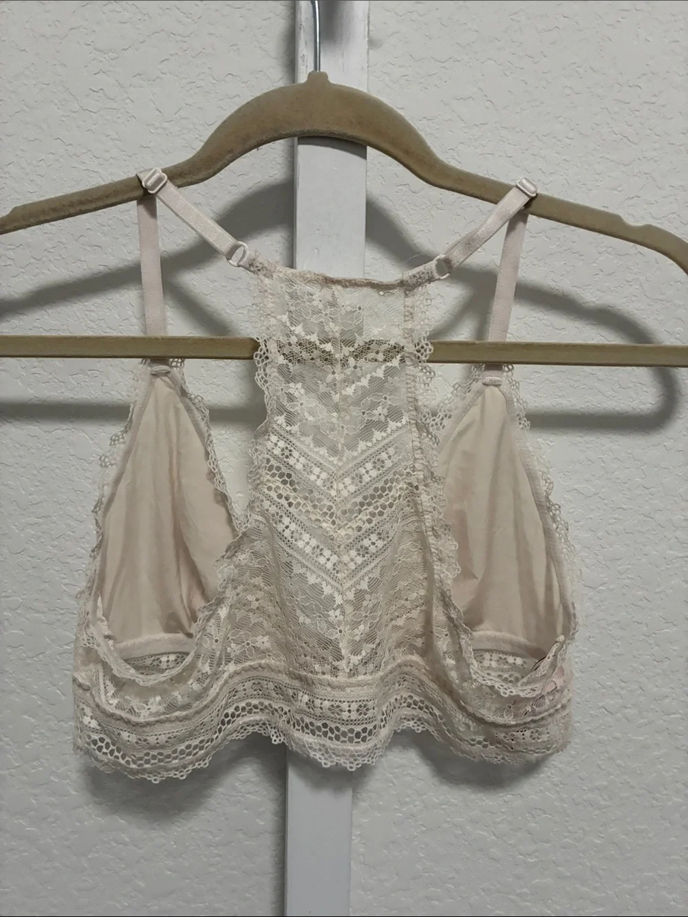 Victoria’s Secret Racerback Lace Front Hook Closure Bralette